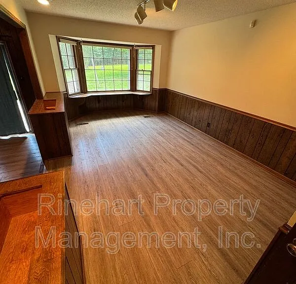 4580 Pennington Rd — Photo 6