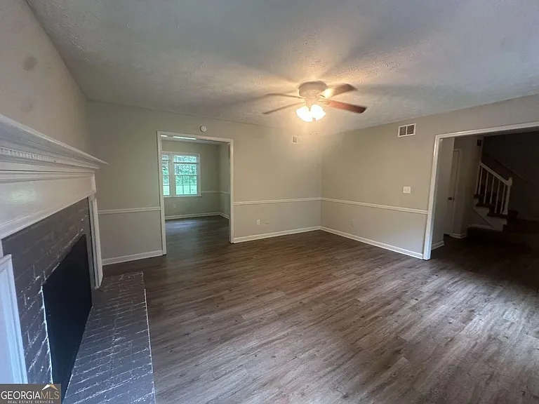 40 Lake Ct — Photo 6