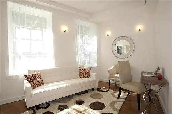 Sold by Leslie J. Garfield | media 7