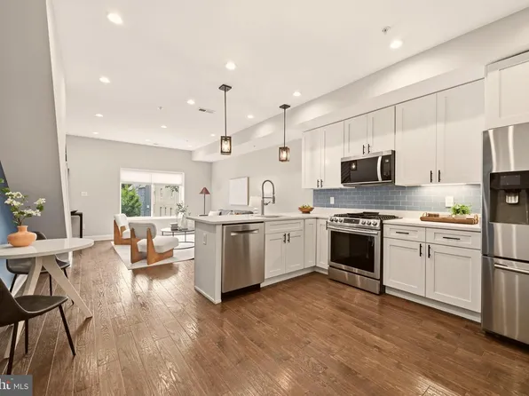 1824 D St NE APT 3, Washington, DC 20002