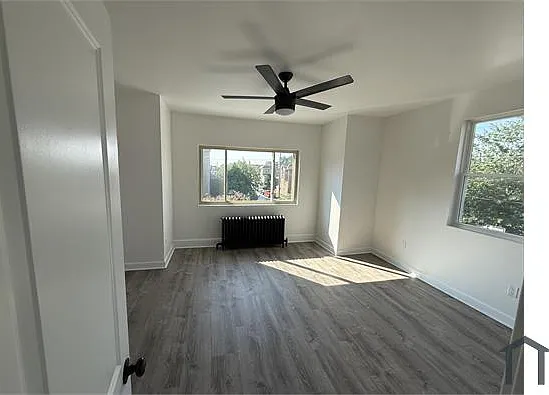 4 bed, $2,500 — Photo 2