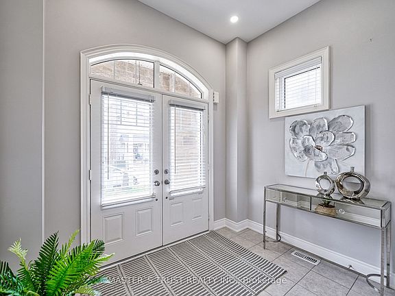 2nd image of 3152 Goodyear Rd