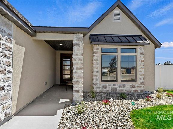 5th image of 640 Full Moon Way