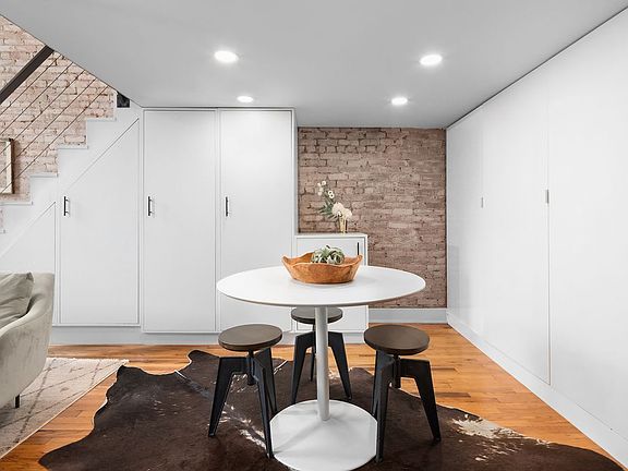 3rd image of 421 W 22nd St APT 2F
