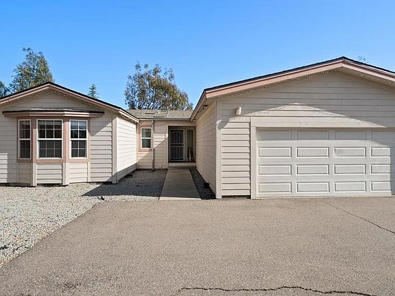 4th image of 18453 Ramona View Dr