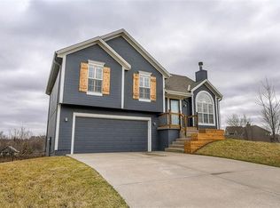 20769 Barker Rd, Spring Hill, KS 66083