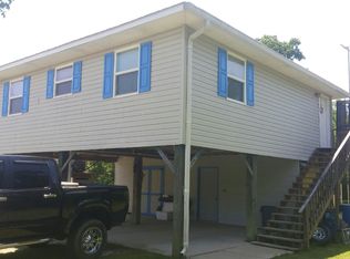 607 Riverview Rd, Bay Saint Louis, MS 39520