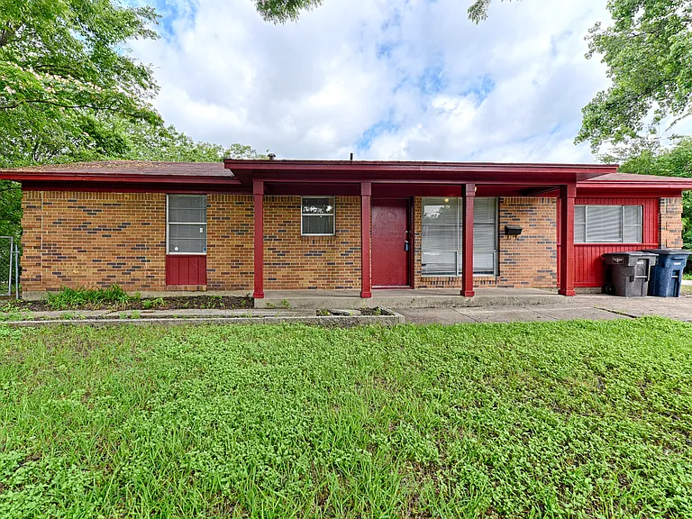 4909 Dalevale Ct — Photo 1