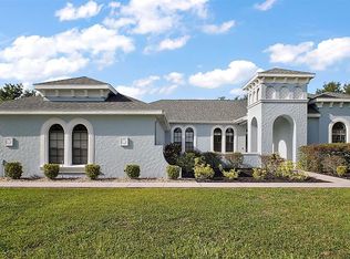 24232 Milford Dr, Eustis, FL 32736
