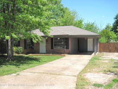 6300 Forest Glen Dr, Horn Lake, MS, 38637