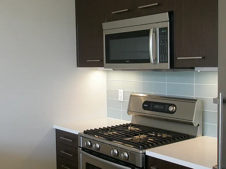 509 48th Ave #3E — Photo 2