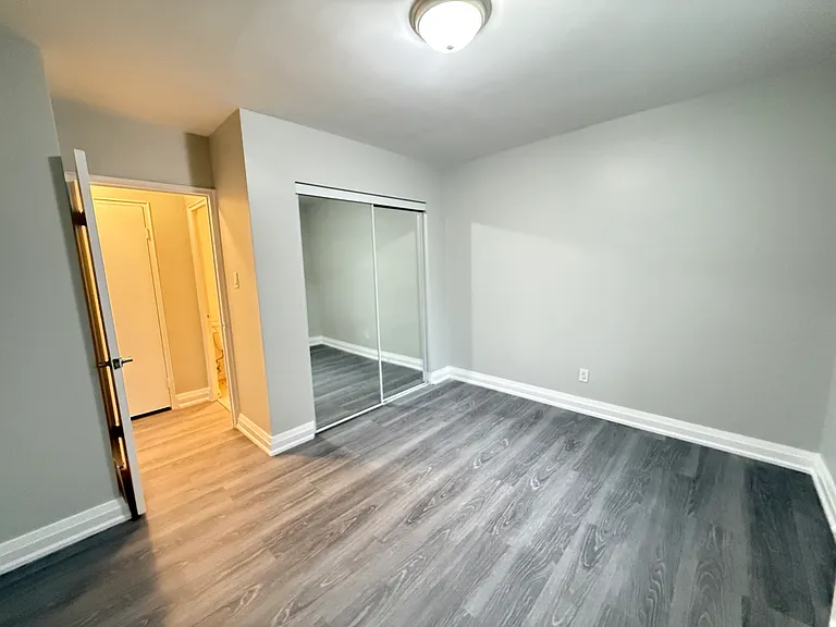 1299 Bayview Ave #B — Photo 8
