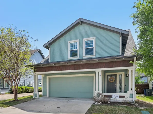 656 Bishop Heights Ln, Dallas, TX 75208