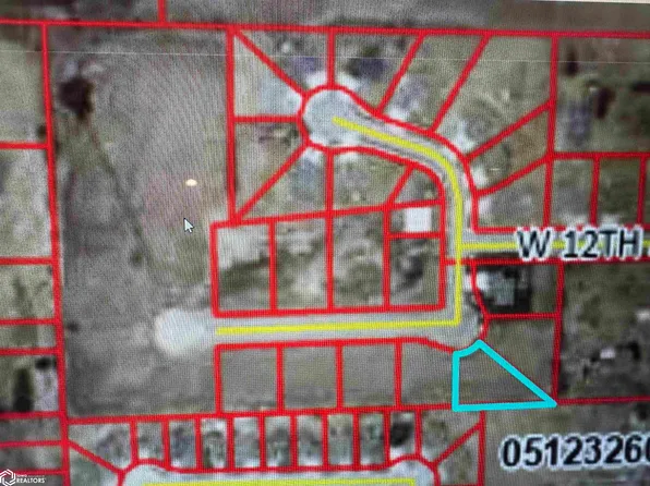 313 W 12th Ave N, Clear Lake, IA 50428