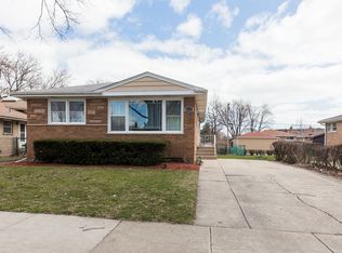 9233 Keating Ave, Skokie, IL 60076