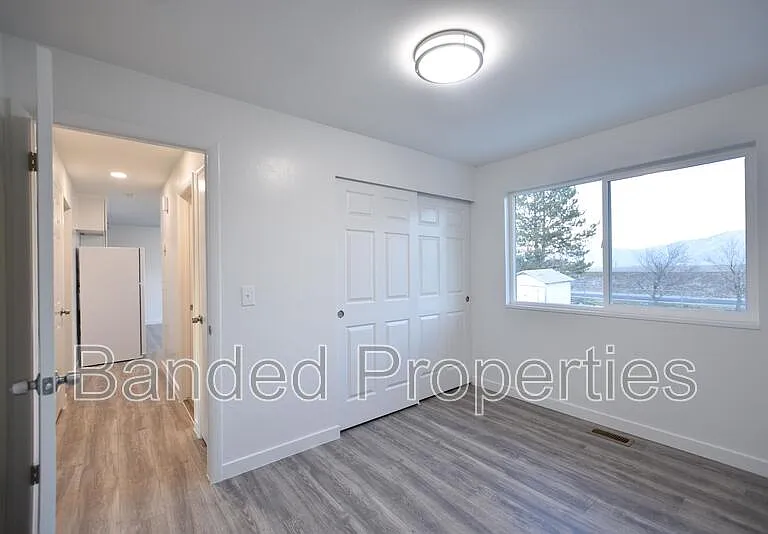 5849 S Country Hills Dr — Photo 8