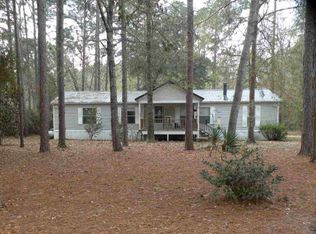 7956 Lakeshore Dr, Donalsonville, GA 39845