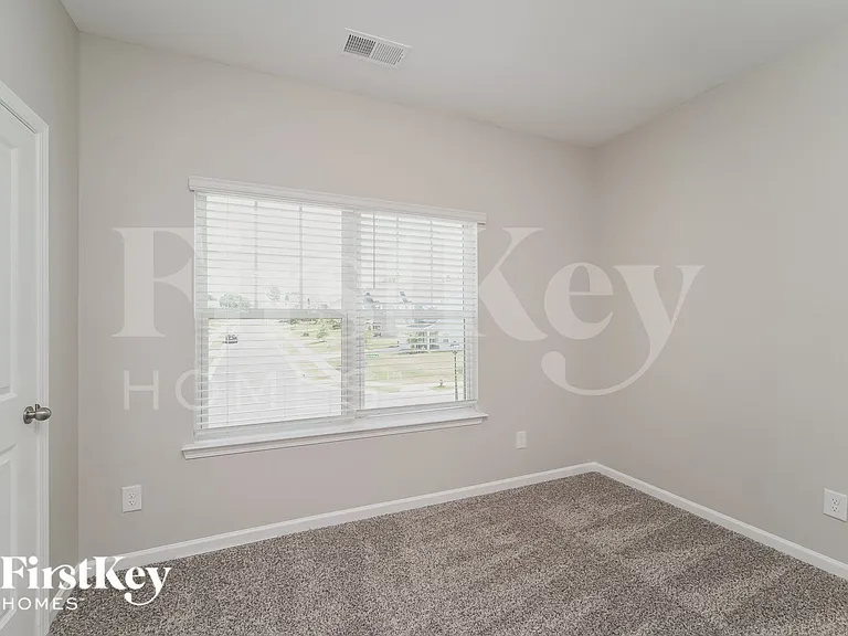 6351 Trinity Crossing Cir — Photo 11