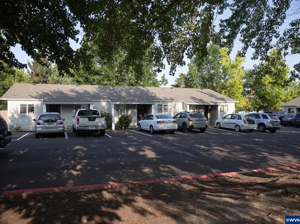 3414 30th Ave NE, Salem, OR 97301