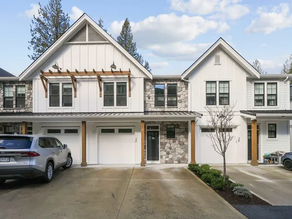 47203 Vista Pl #25, Chilliwack, BC V2R 6E2