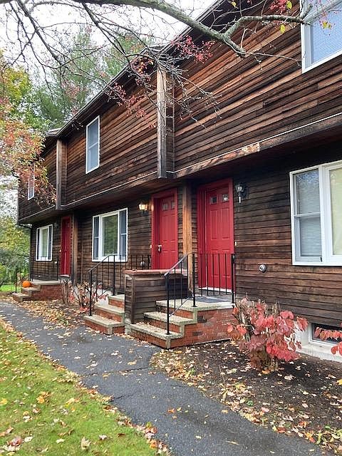 Exterior of Building - middle apartment