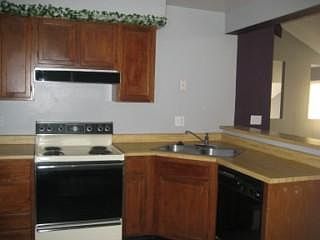 5th image of 9419 N 59 Avenue #239