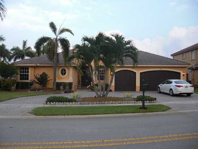 1st image of 3021 SW 187th Ter