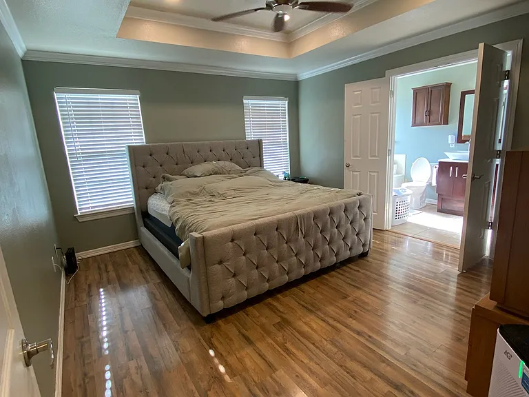 610 Topaz St — Photo 12