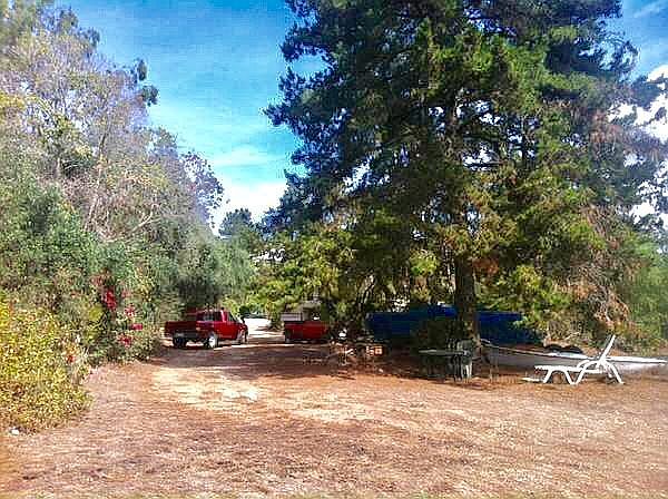 Back acre plenty room 