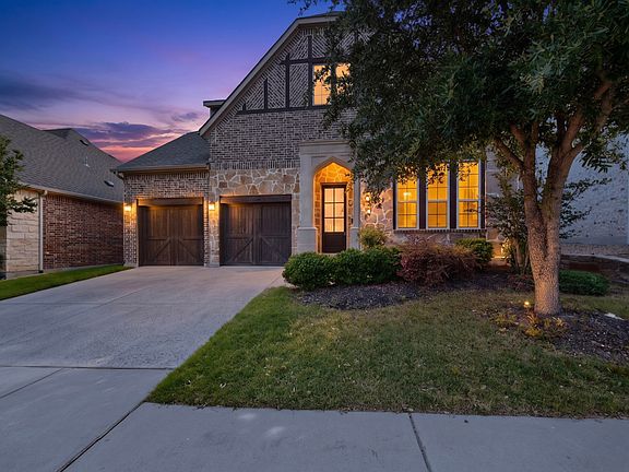 4th image of 5901 The Esplanade Dr