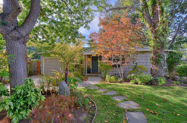 1st image of 343 Barton Pl