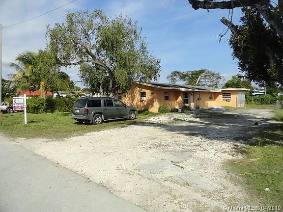 5th image of 1271 NW 9th St #1273