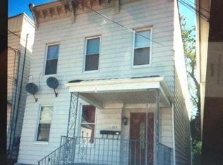 215 N 5th St, Harrison, NJ 07029