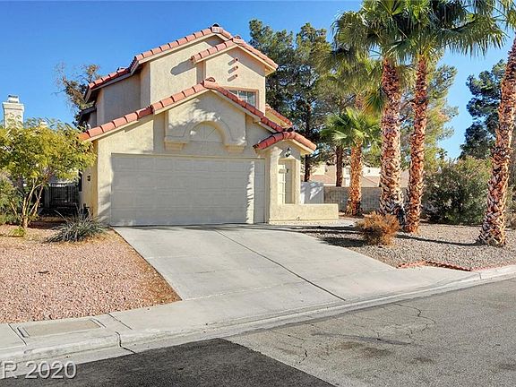 2nd image of 2692 Prairie Dunes Dr