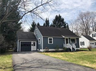7 Berkley Dr, Clinton, NY 13323