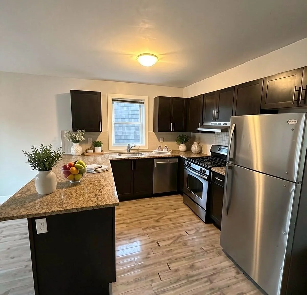 167 Aylmer Ave — Photo 3