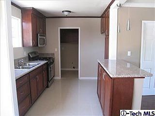 5th image of 8137 Alcove Ave