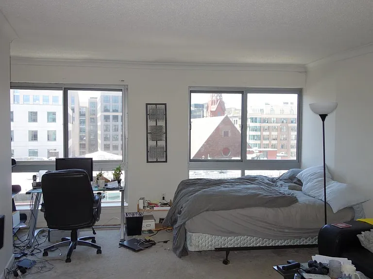 777 7th St NW #1000 — Photo 2