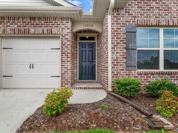 13830 Lannister Ln, Athens, AL 35613