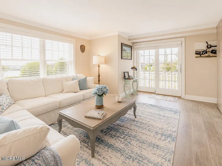 1246 Ocean Ave #B — Photo 6