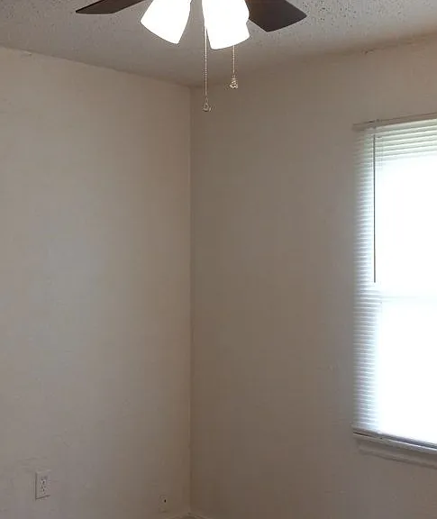 2614 SW Cornell Ave — Photo 8