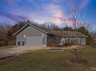 12 Summer Ct, O'Fallon, MO 63366
