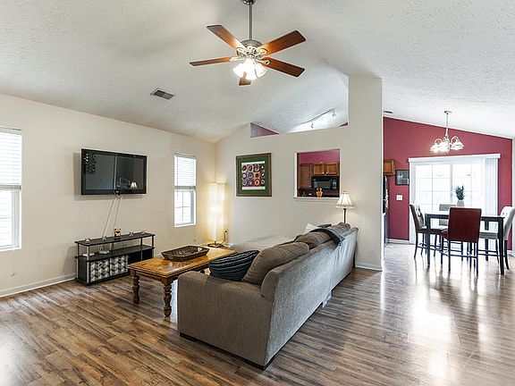 5th image of 116 Blue Heron Pl