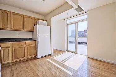 Rented by Level Group