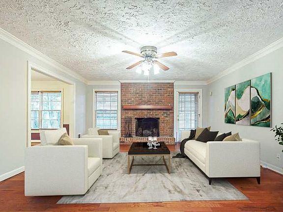2nd image of 4460 Vineyard Pl
