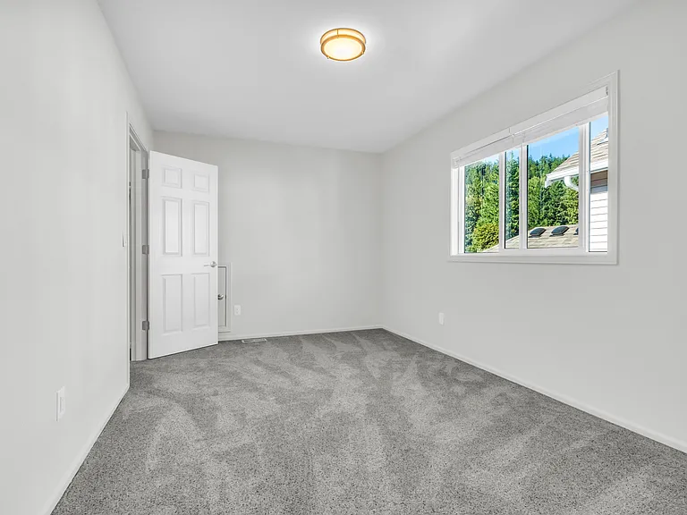 441 NE Alder St #2-1-2 — Photo 16