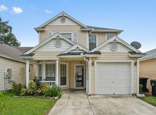 1611 Chatham Cir, Apopka, FL 32703