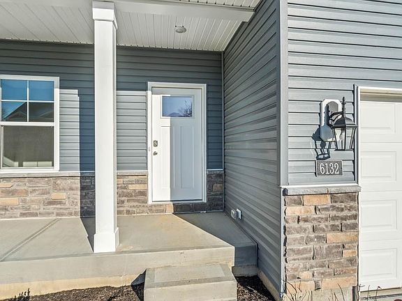 2nd image of 6132 Lakefield Pl