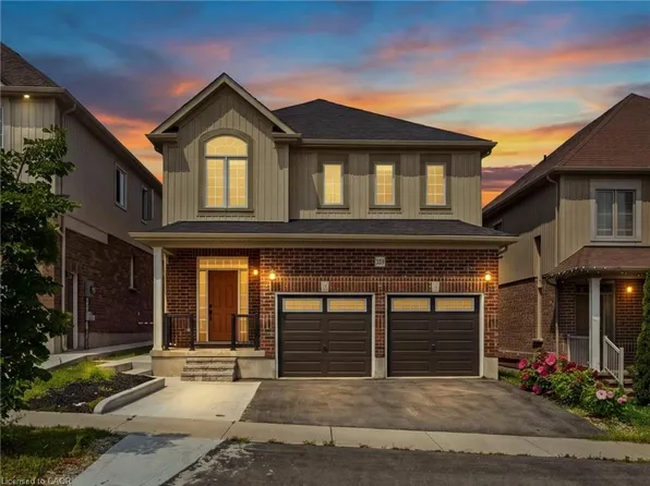 359 Beechdrops Dr, Waterloo, ON N2V 0E8