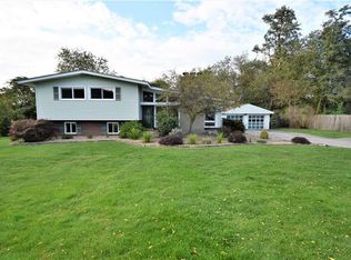 840 Iris Dr, North Huntingdon, PA 15642